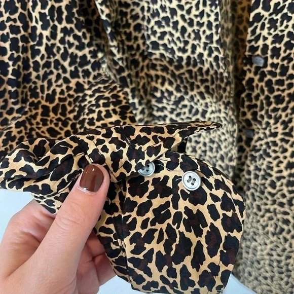 J CREW Leopard Print Cheetah Cotton Button Down size 6 Curvy - Picture 5 of 8
